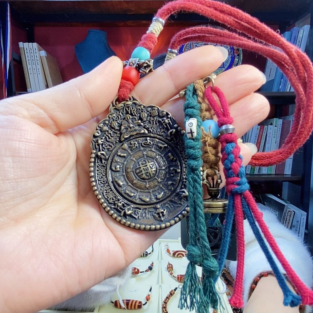 布艺铜合金九宫挂件包挂