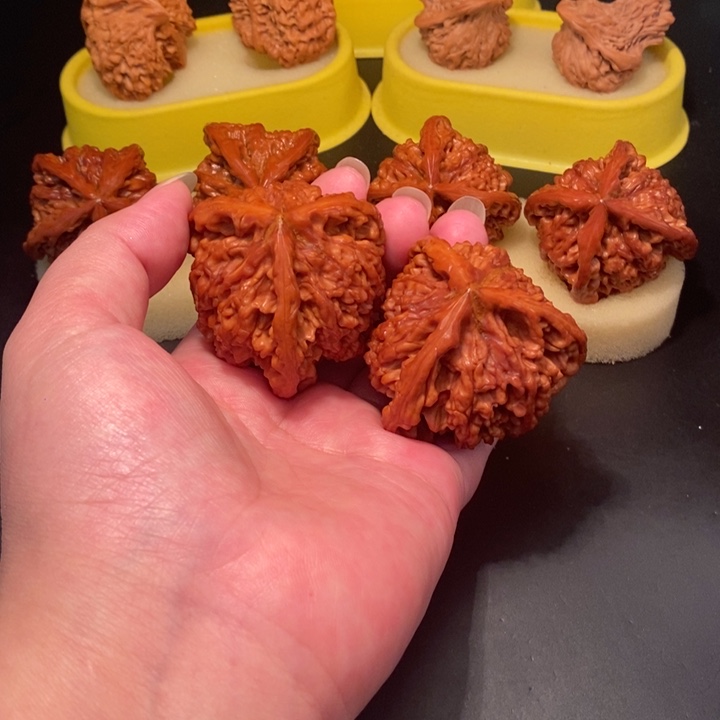 爱***贾手串/手链核桃工艺三棱
