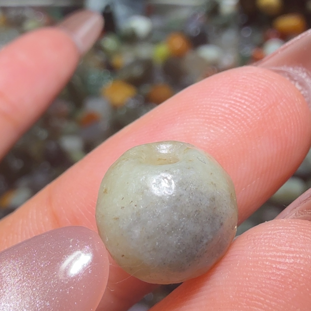 和田玉未镶嵌珠宝半成品