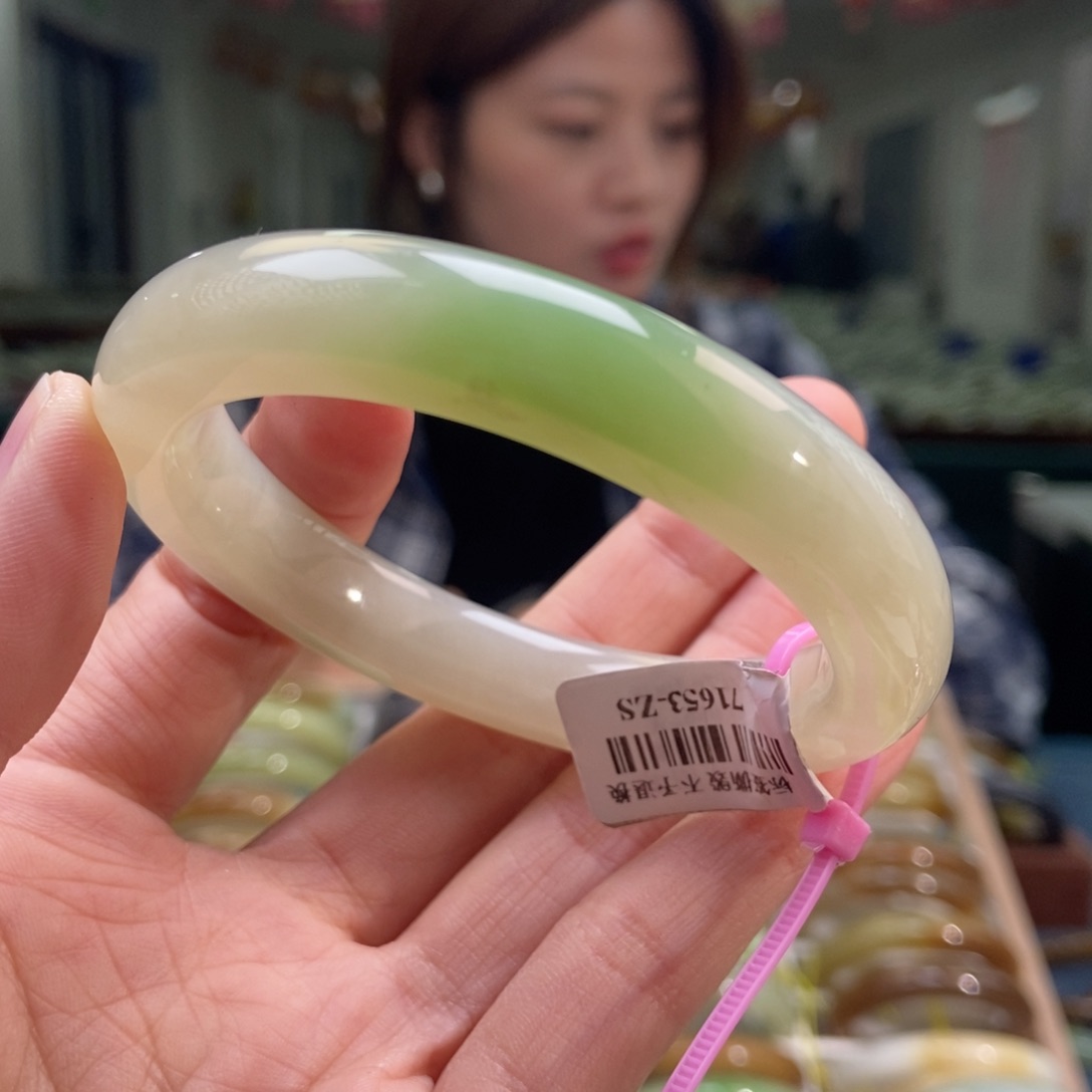 和田玉手镯未镶嵌55.1