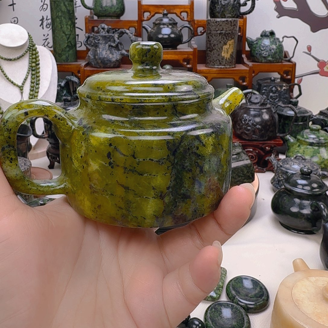 三***育未镶嵌蛇纹石玉藏玉药王石精美茶具