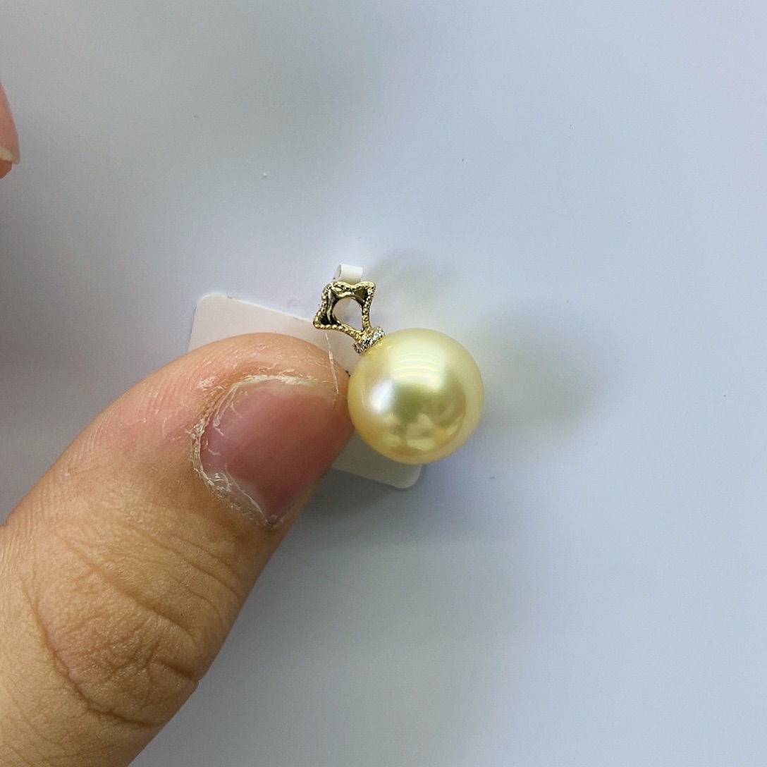 海水珍珠18K金镶嵌颈饰