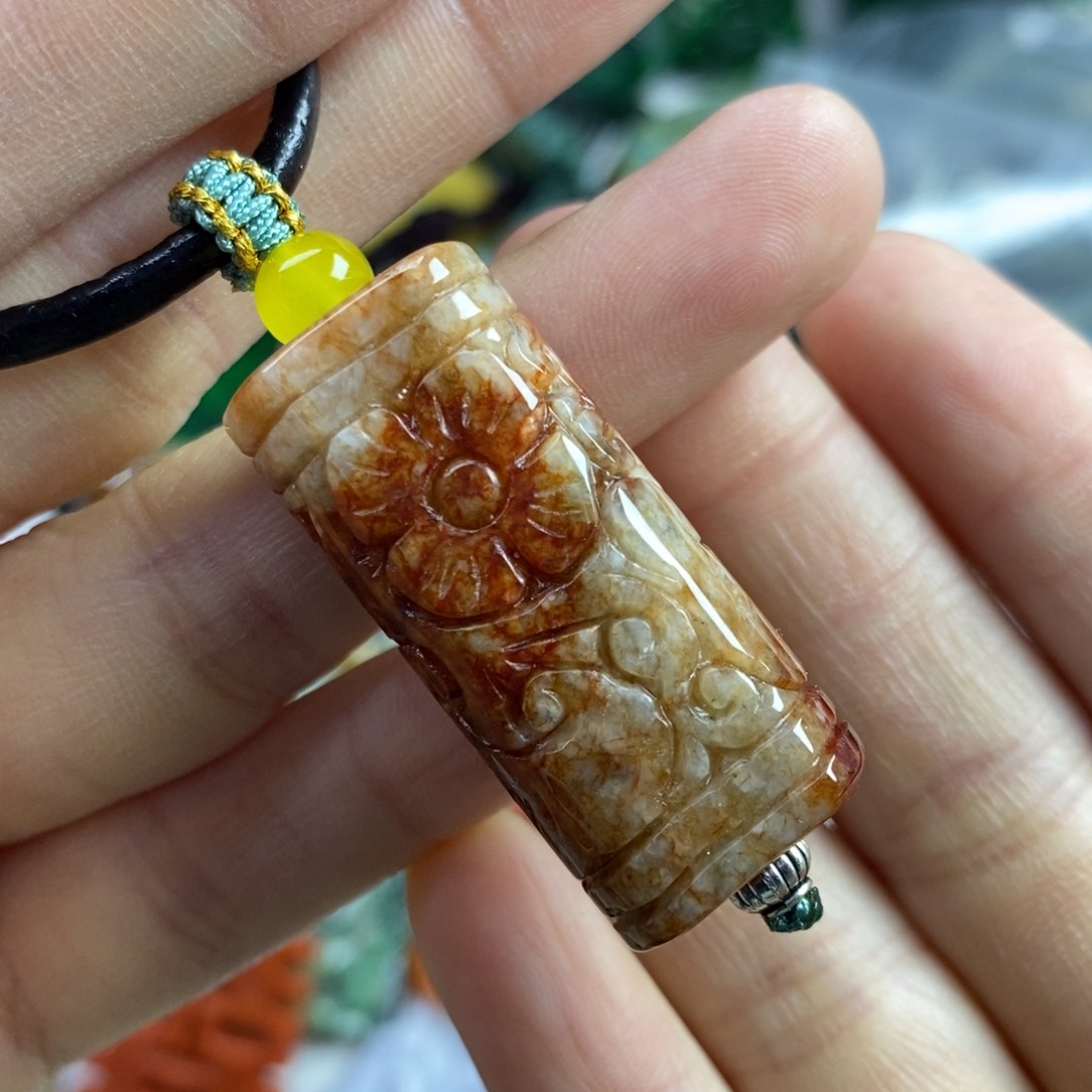 翡翠颈饰未镶嵌如*吊坠