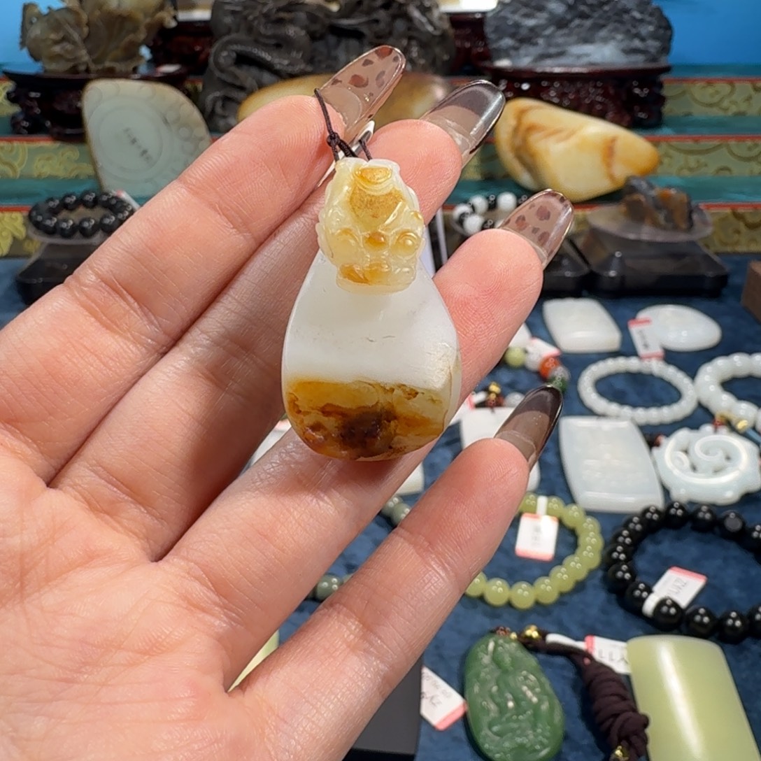 和田玉未镶嵌吊坠(不含链)