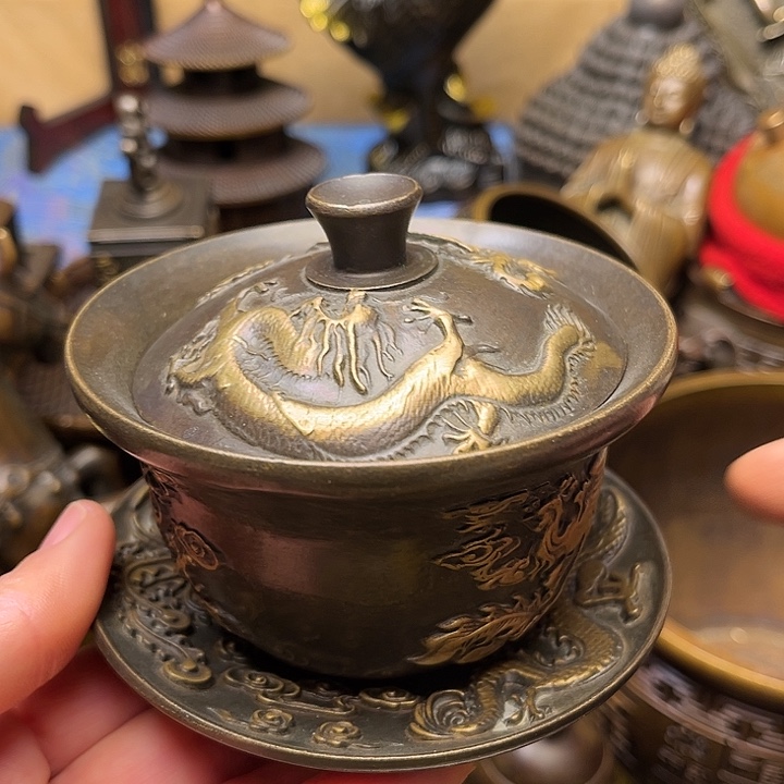 精美铜器批发档口