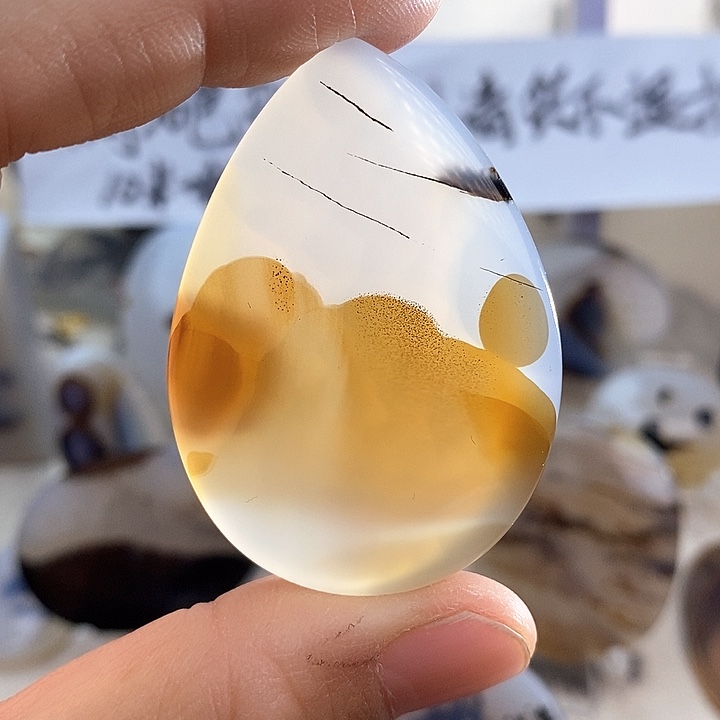玛瑙/玉髓颈饰未镶嵌