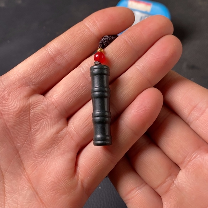 用***4和田玉未镶嵌把件