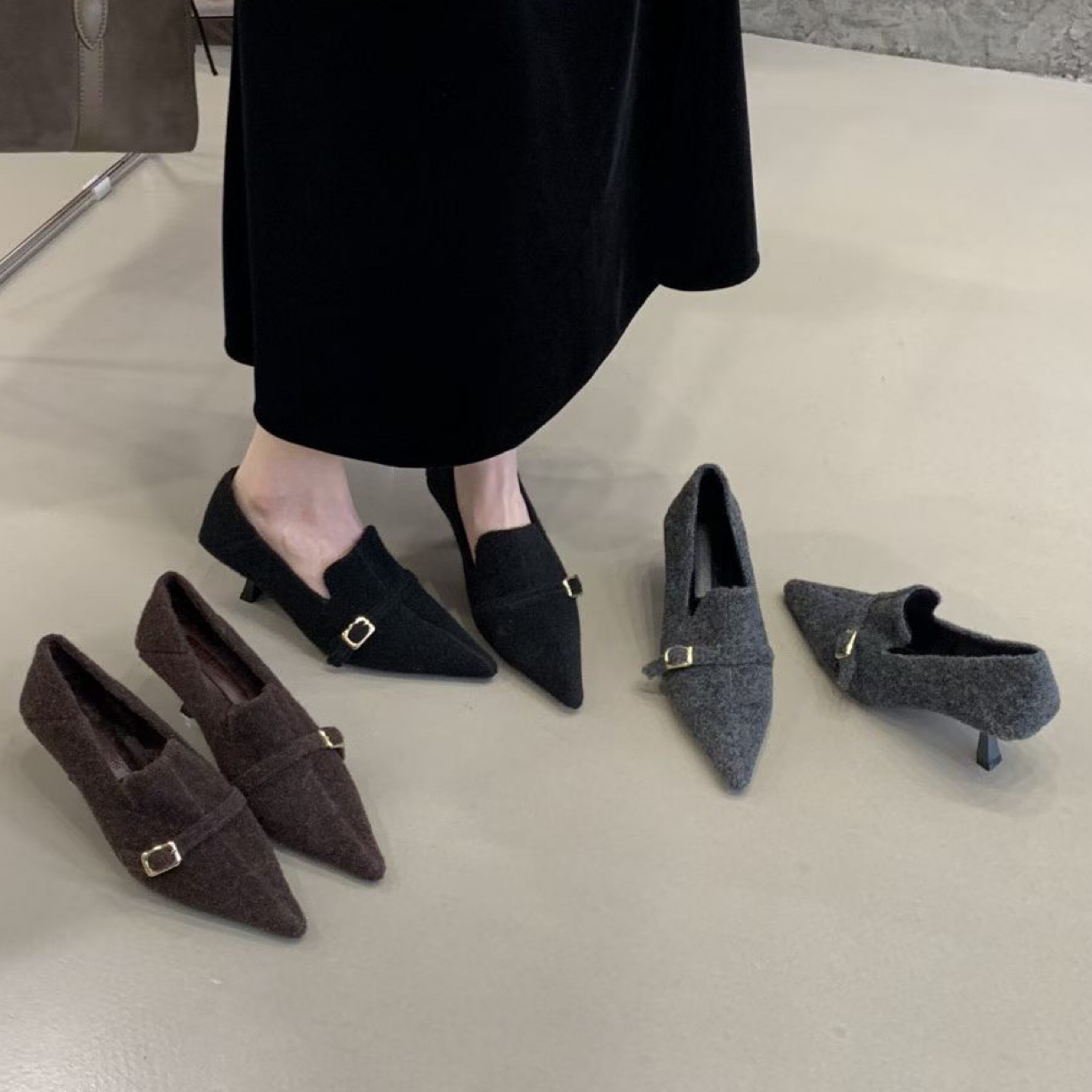 安安家 6688-23 法式毛呢尖头加绒细跟高跟鞋金属扣保暖单鞋女