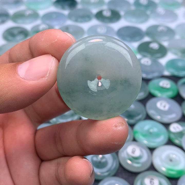 翡翠未镶嵌颈饰缅甸天然A货翡翠35-6.6