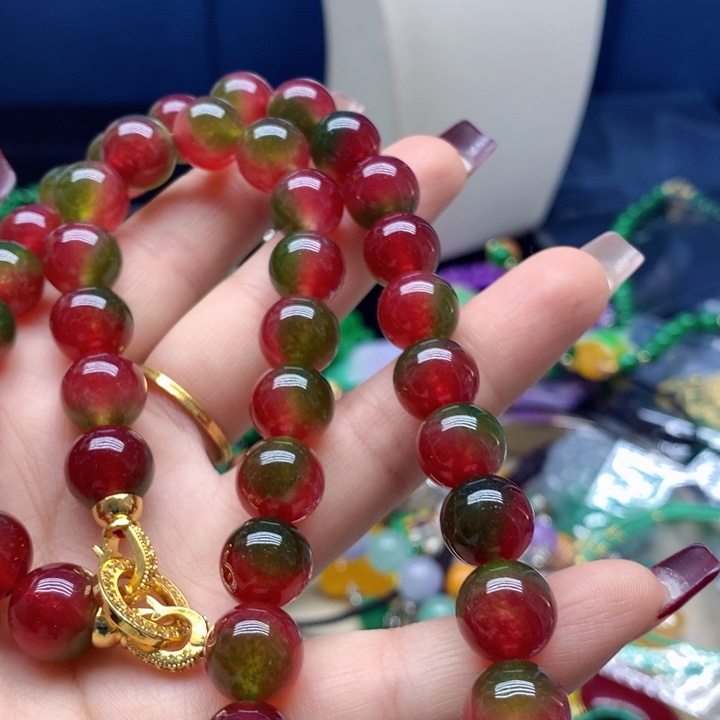 翡翠颈饰未镶嵌吊坠