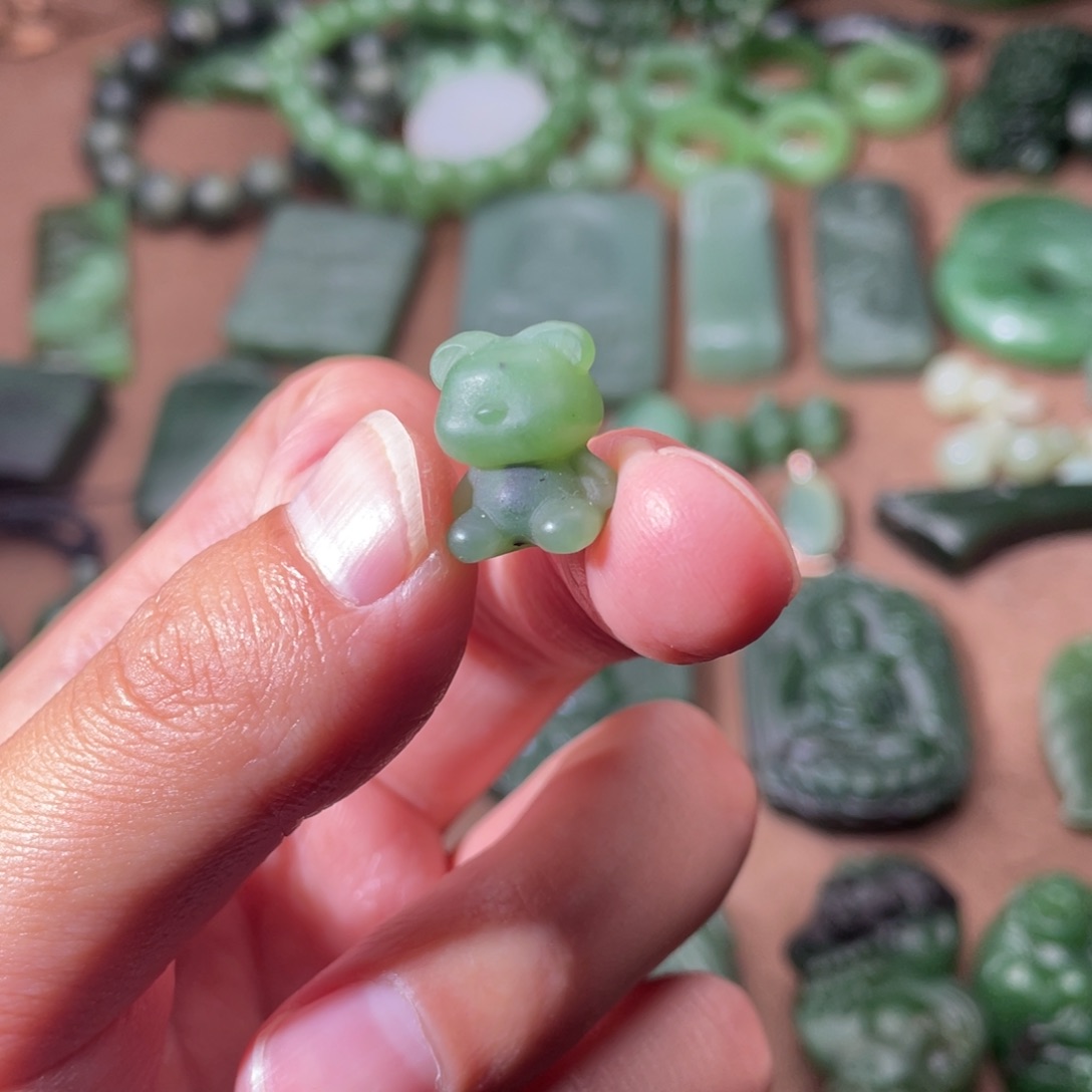 和田玉（碧玉）未镶嵌颈饰