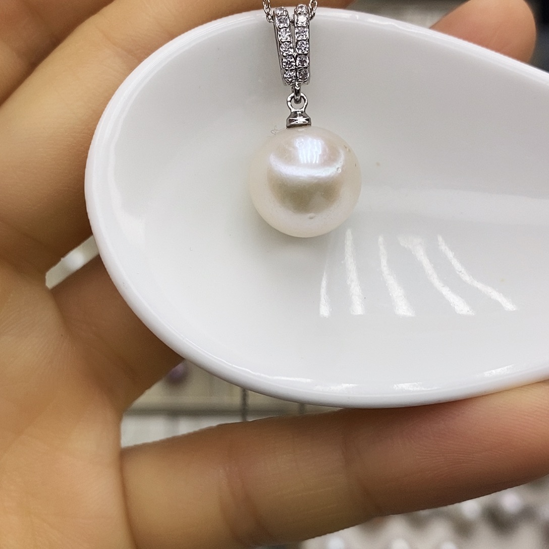 淡水珍珠颈饰合金