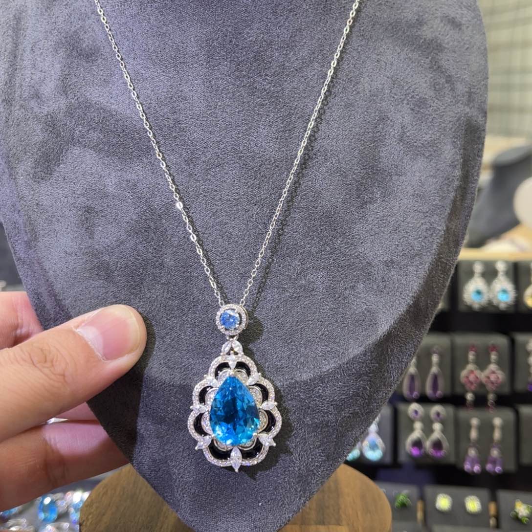 托帕石吊坠(赠链)银S925镶嵌