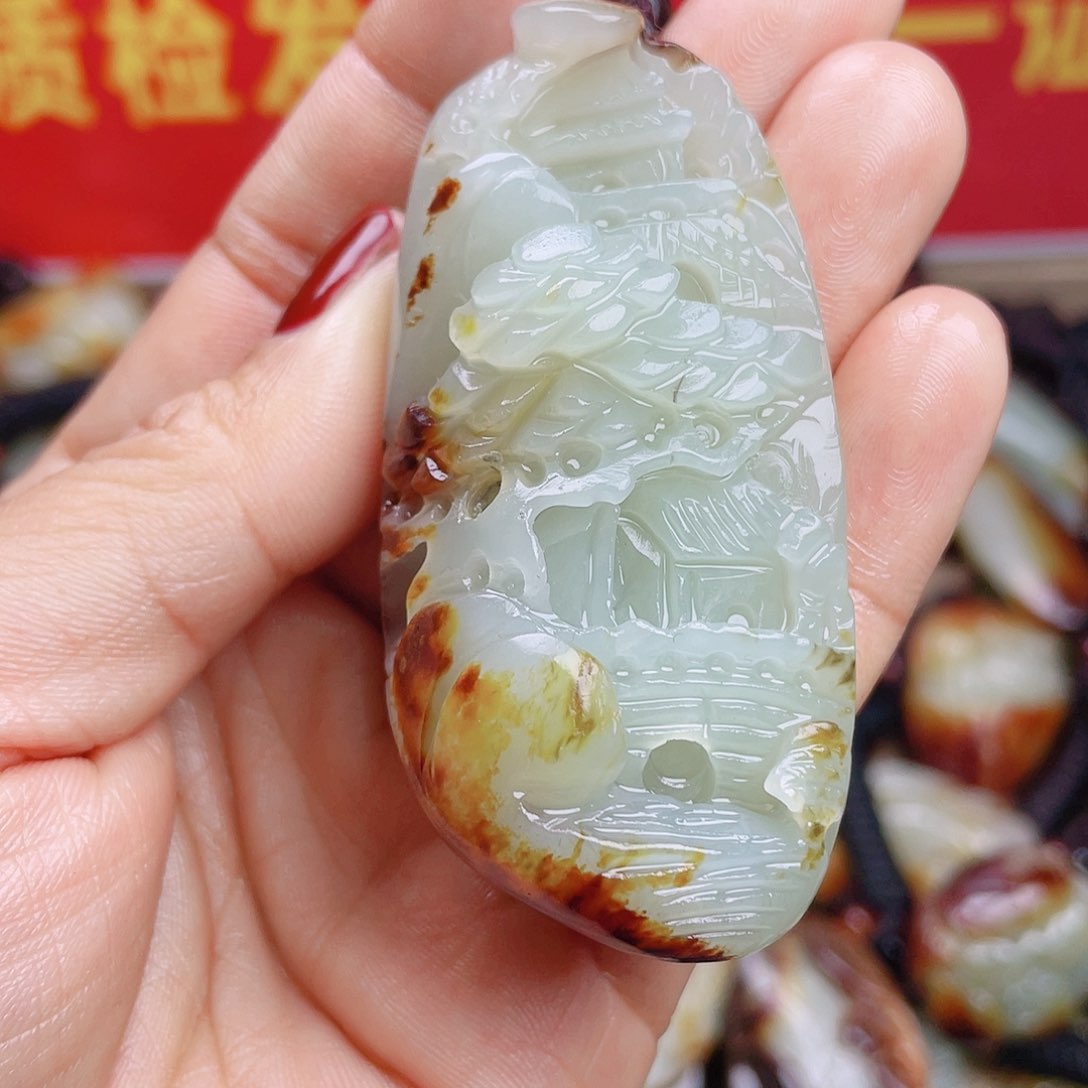 和田玉颈饰未镶嵌