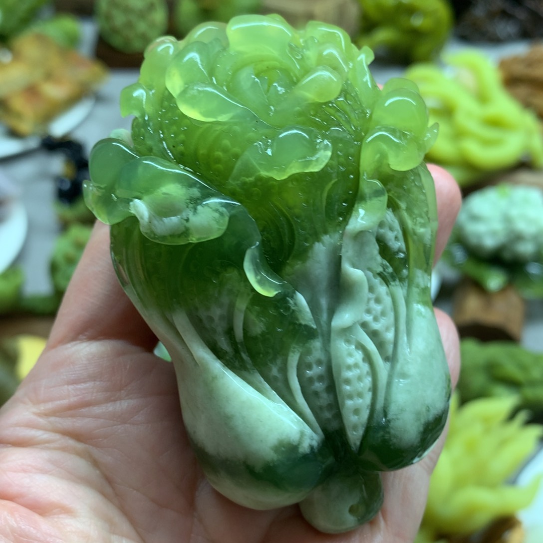 蛇纹石玉手把件未镶嵌