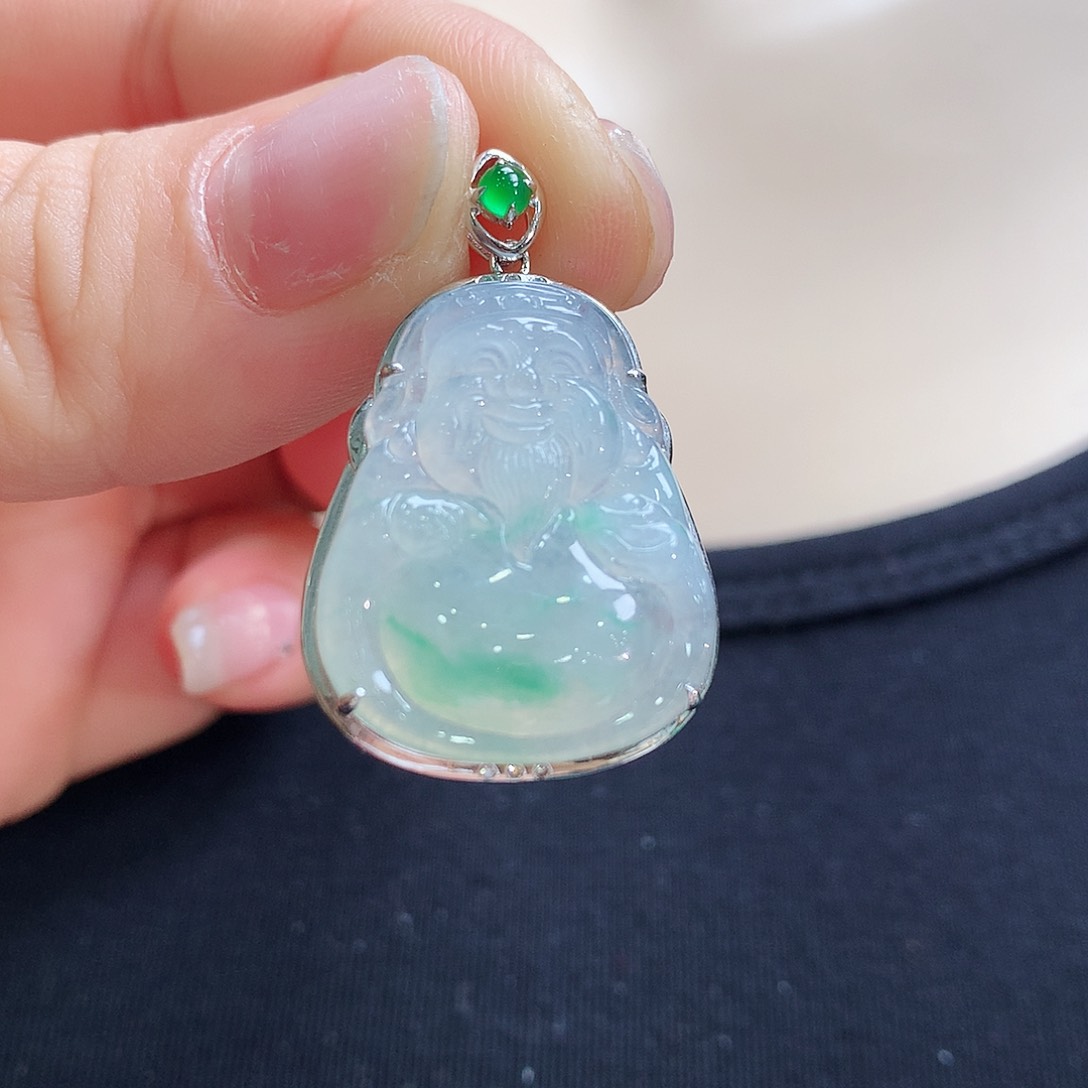 翡翠颈饰18K金镶嵌财神爷