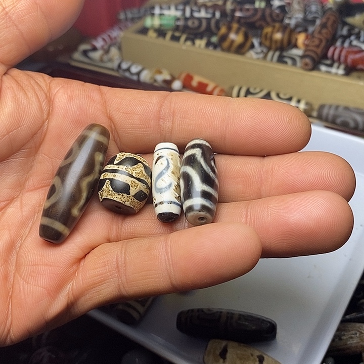 玛瑙/玉髓未镶嵌珠宝奇石