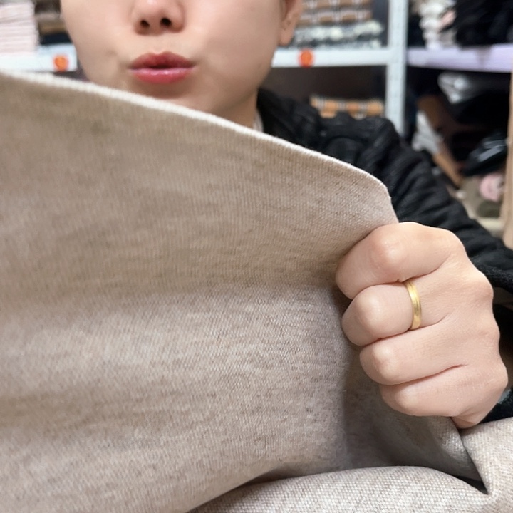 燕麦色水洗羊绒1.1米256