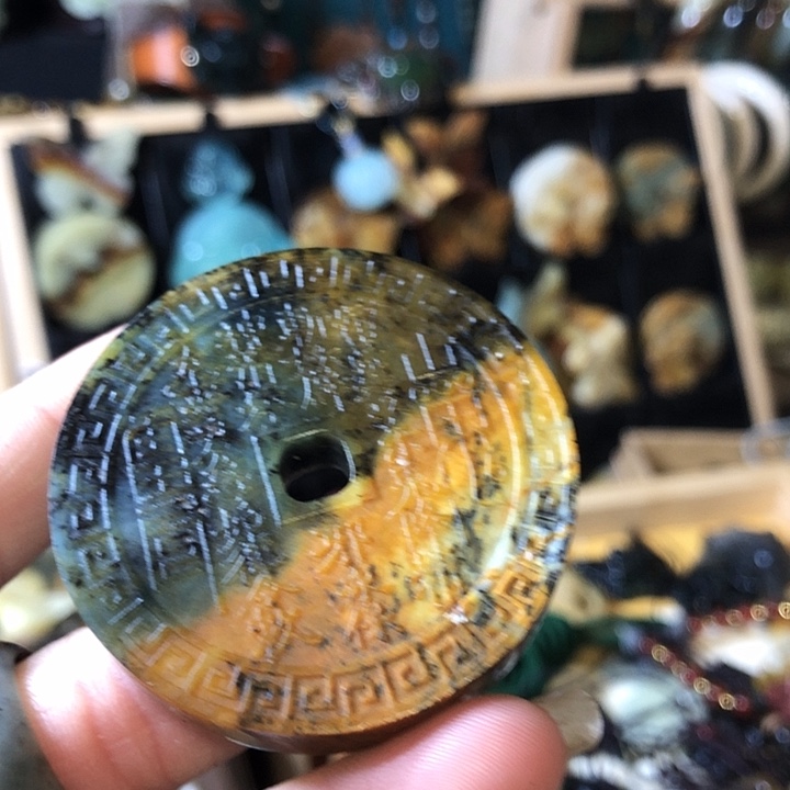 岫玉未镶嵌岫玉耳环