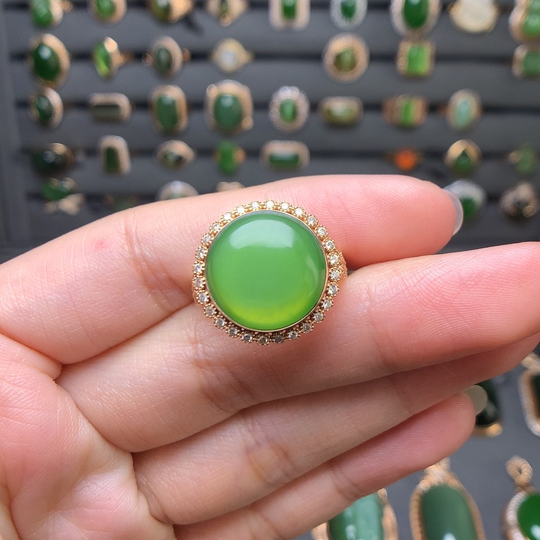 和田玉18K金镶嵌首饰