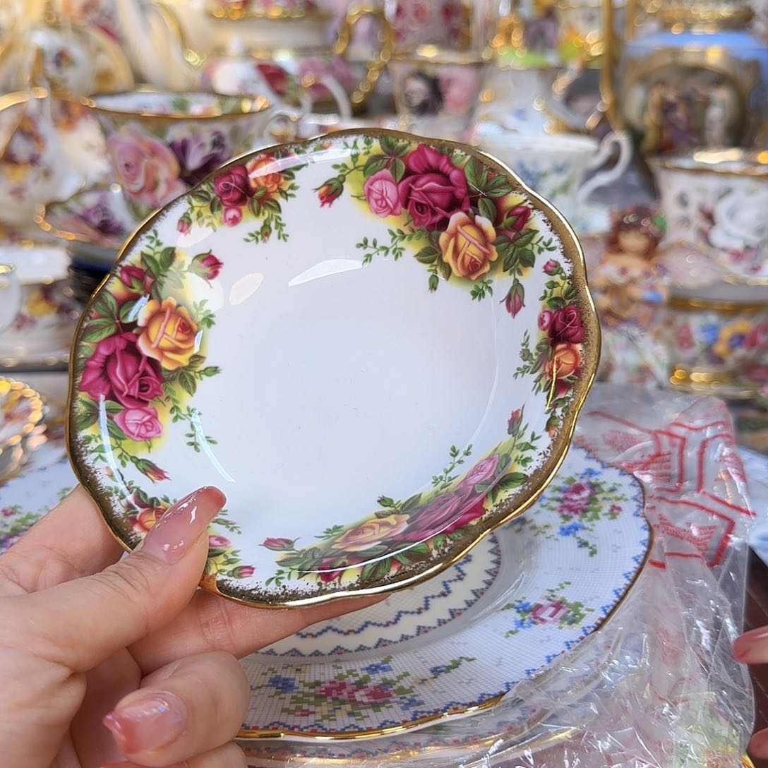 摆件欧洲瓷器收藏鉴赏