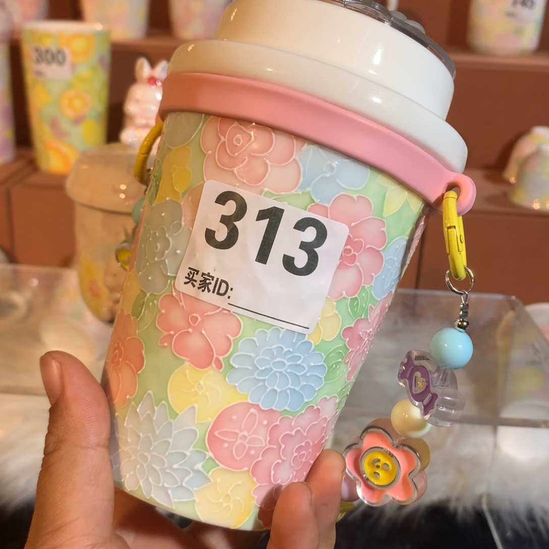 泥塑看起来好像真的太美但是很