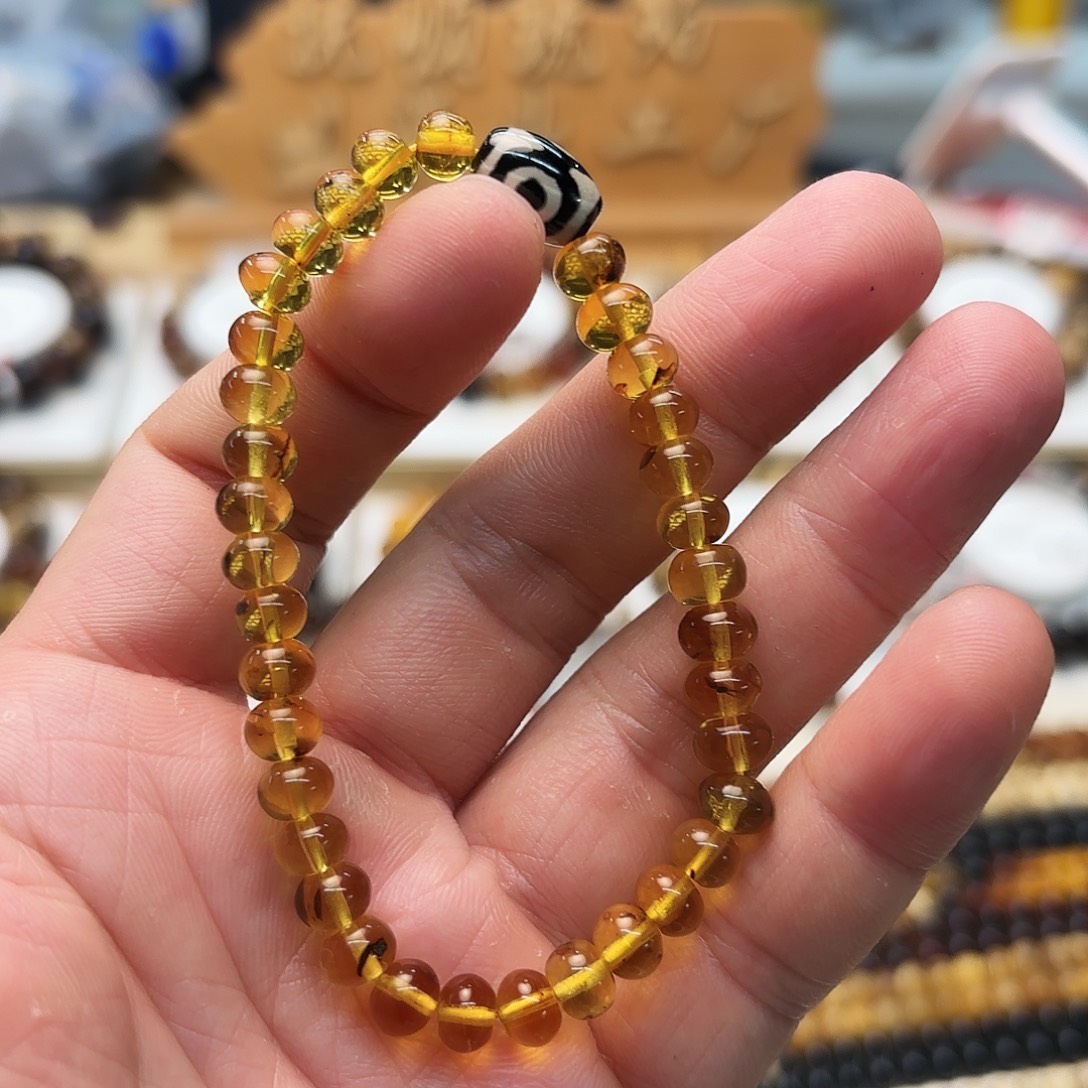 琥珀未镶嵌裸石大