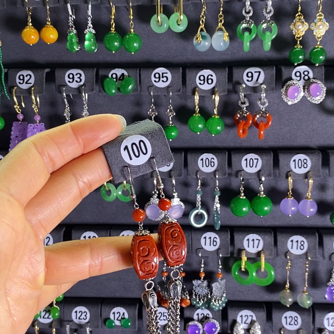 银S925镶嵌翡翠耳饰100