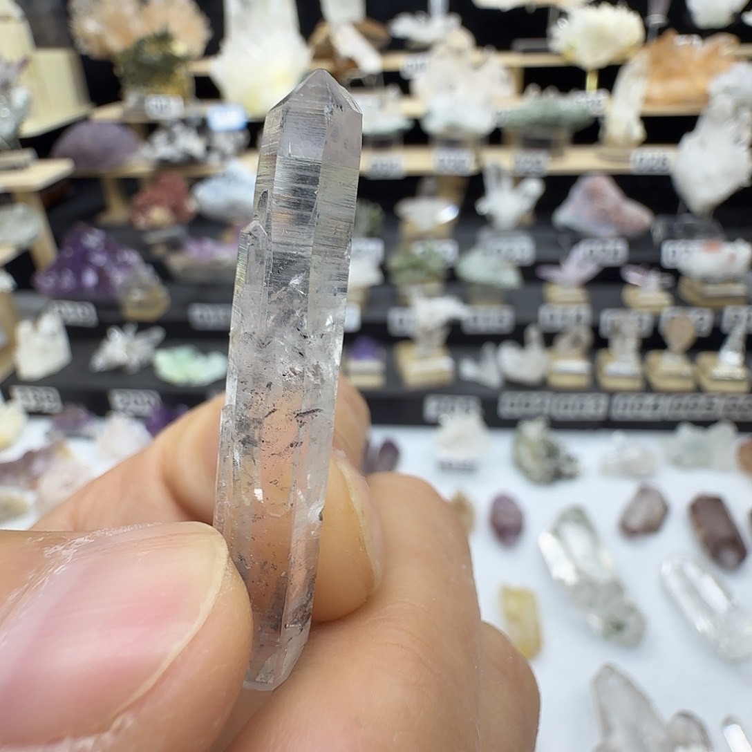 花***昙石材天然水晶摆件