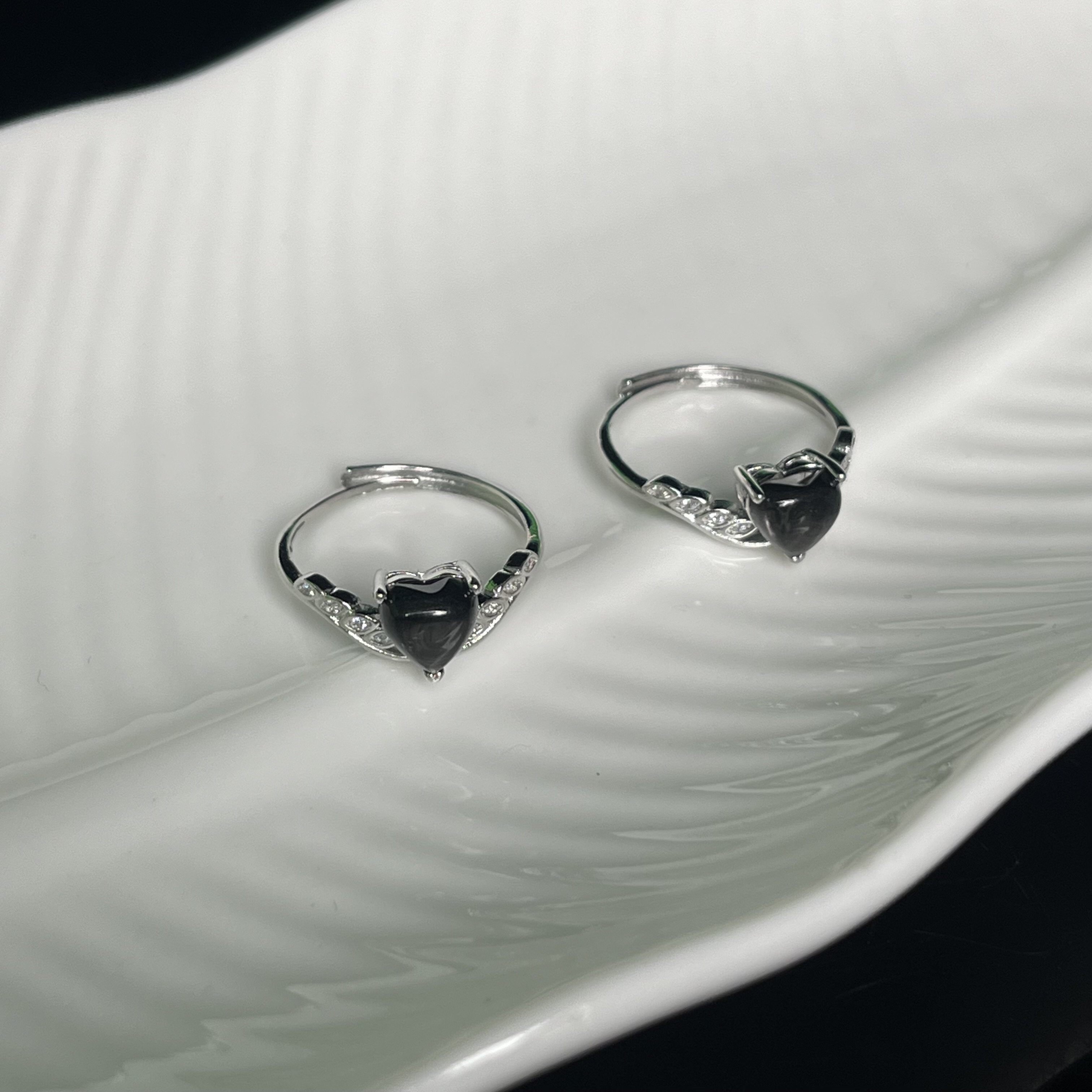 金运石爱心戒指JZ34多样性发其一