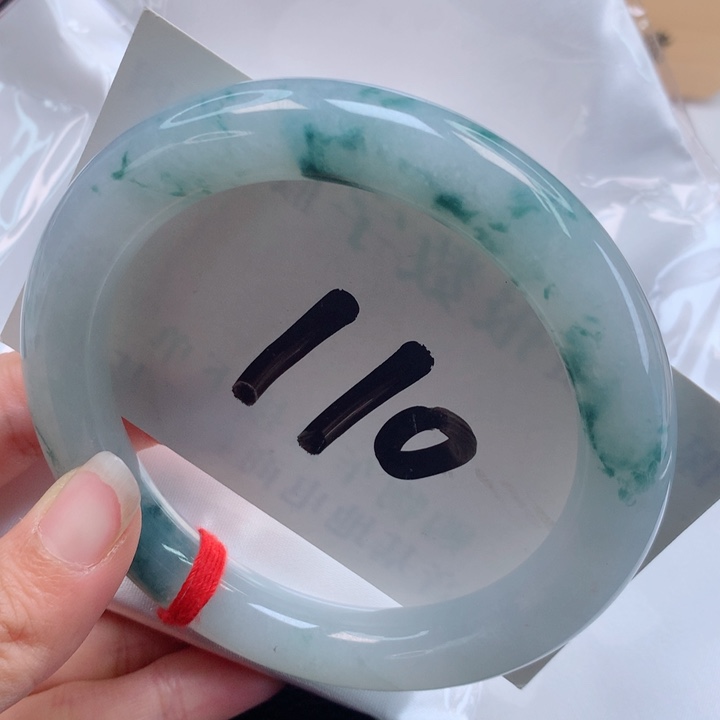 翡翠手镯未镶嵌高货微瑕