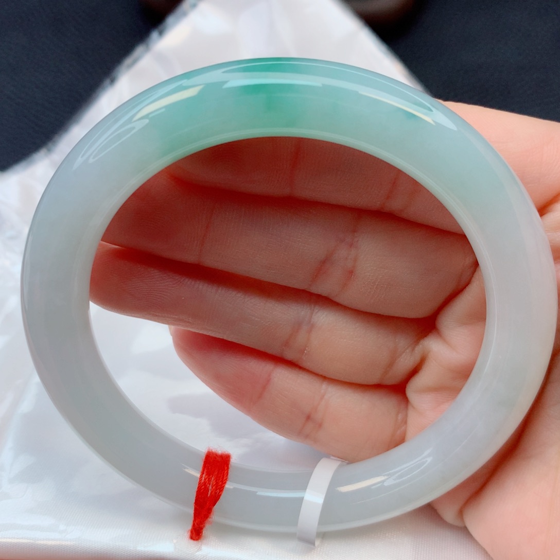 翡翠未镶嵌手镯57-58冰胶圆条飘花