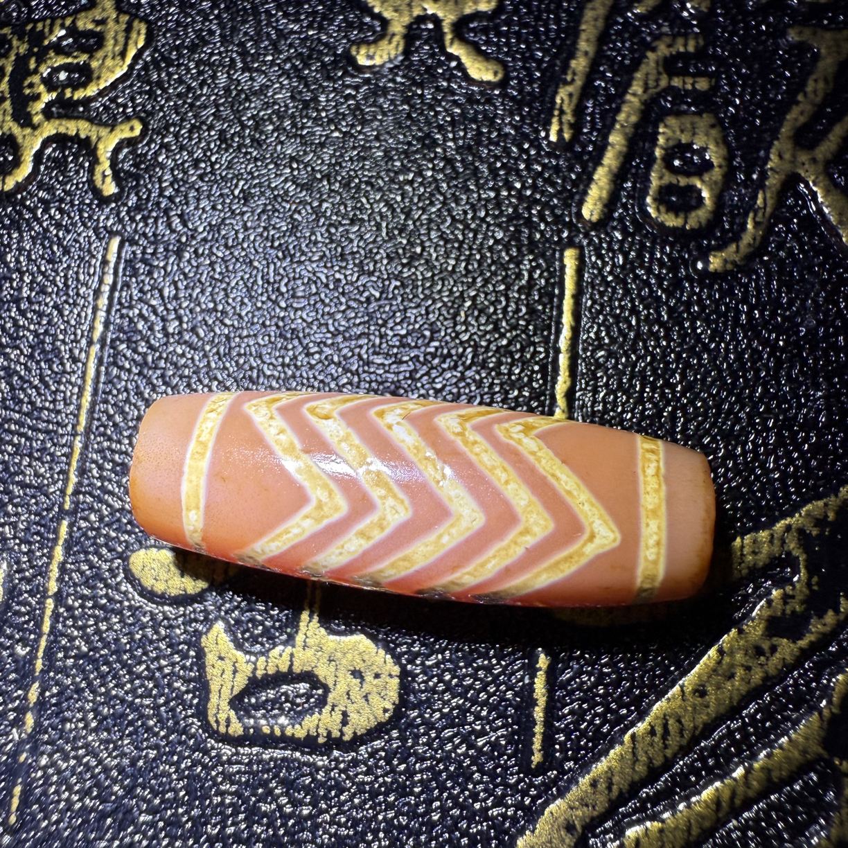 千年镶蚀红虎纹管珠精品饰品