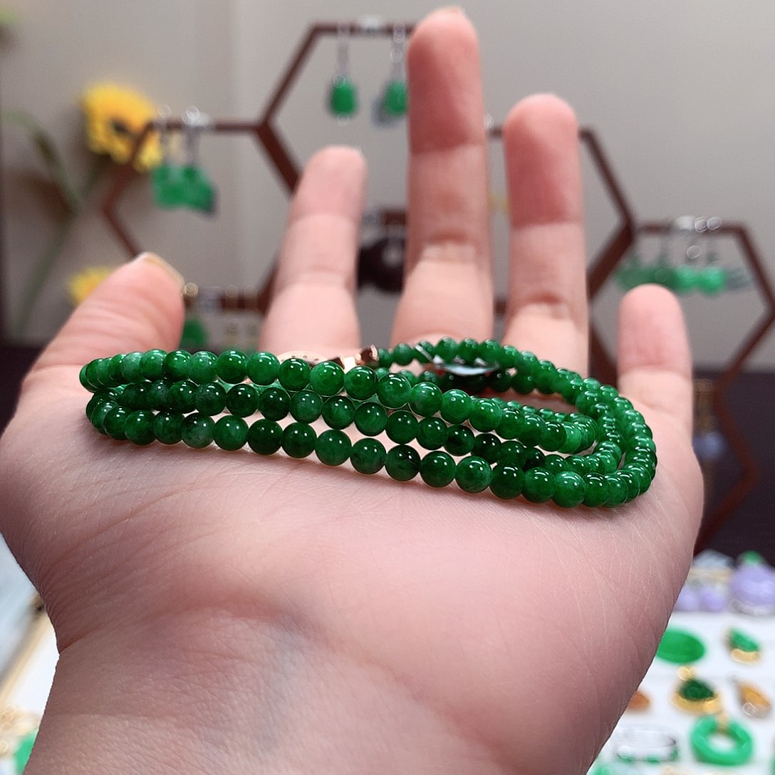 翡翠项链未镶嵌天然翡翠