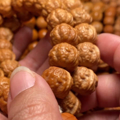 【闪购商品】猴头核桃手串雕***光产品