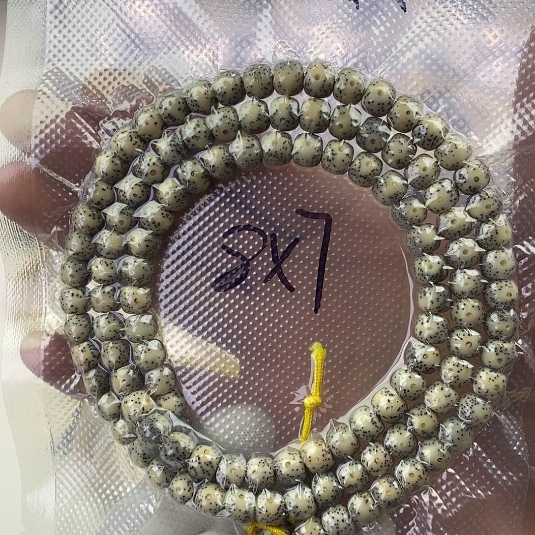 星月菩提吊坠87卡姿兰大眼睛