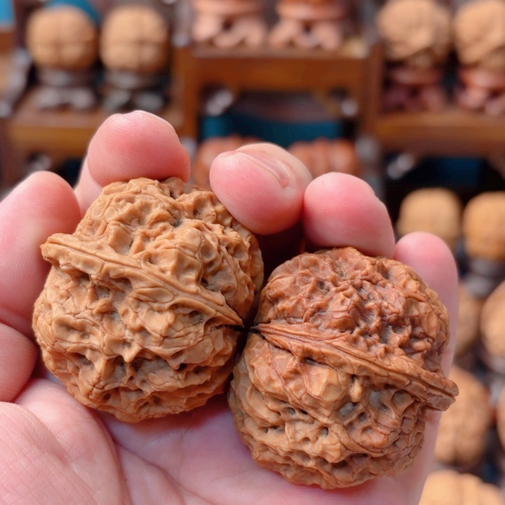 文玩核桃把件吉**意金蟾王