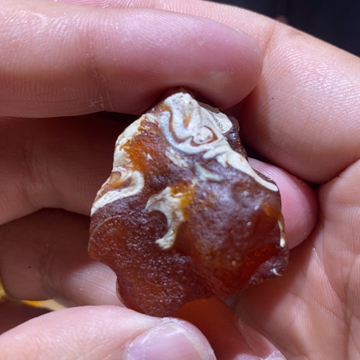 定制琥珀蜜蜡原石