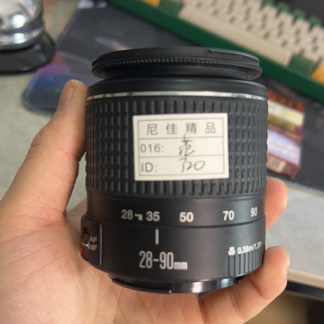 9新 Nikon/尼康 Canon/佳能 - 卡口 二手单反相机/镜头（无配件）