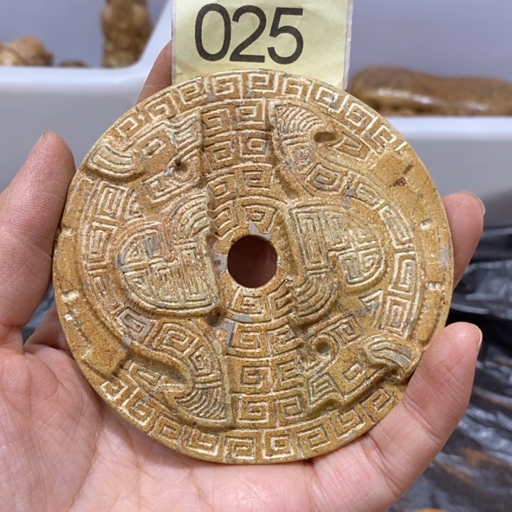 未镶嵌和田玉挂件