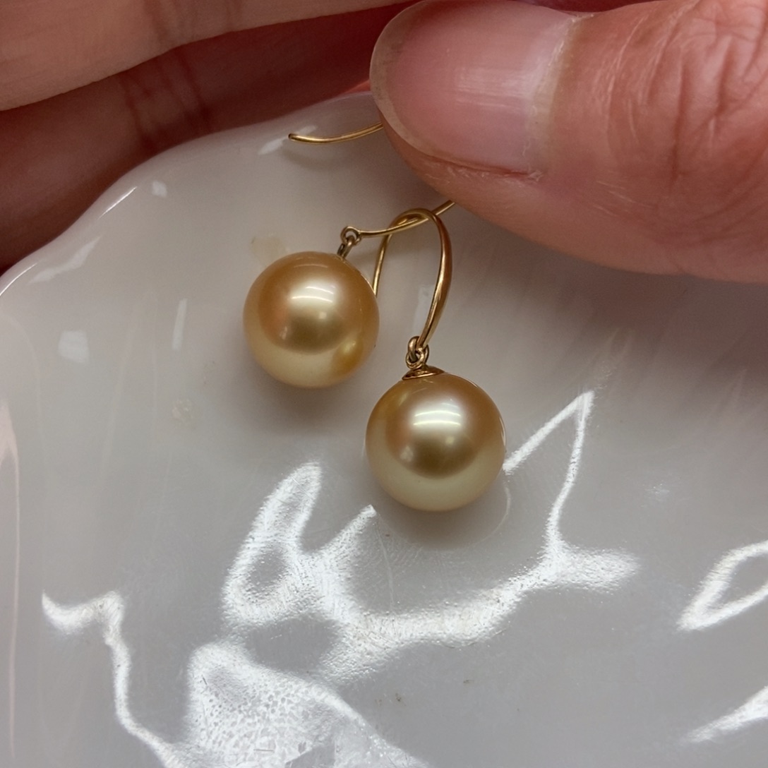 海水珍珠耳饰18K金镶嵌