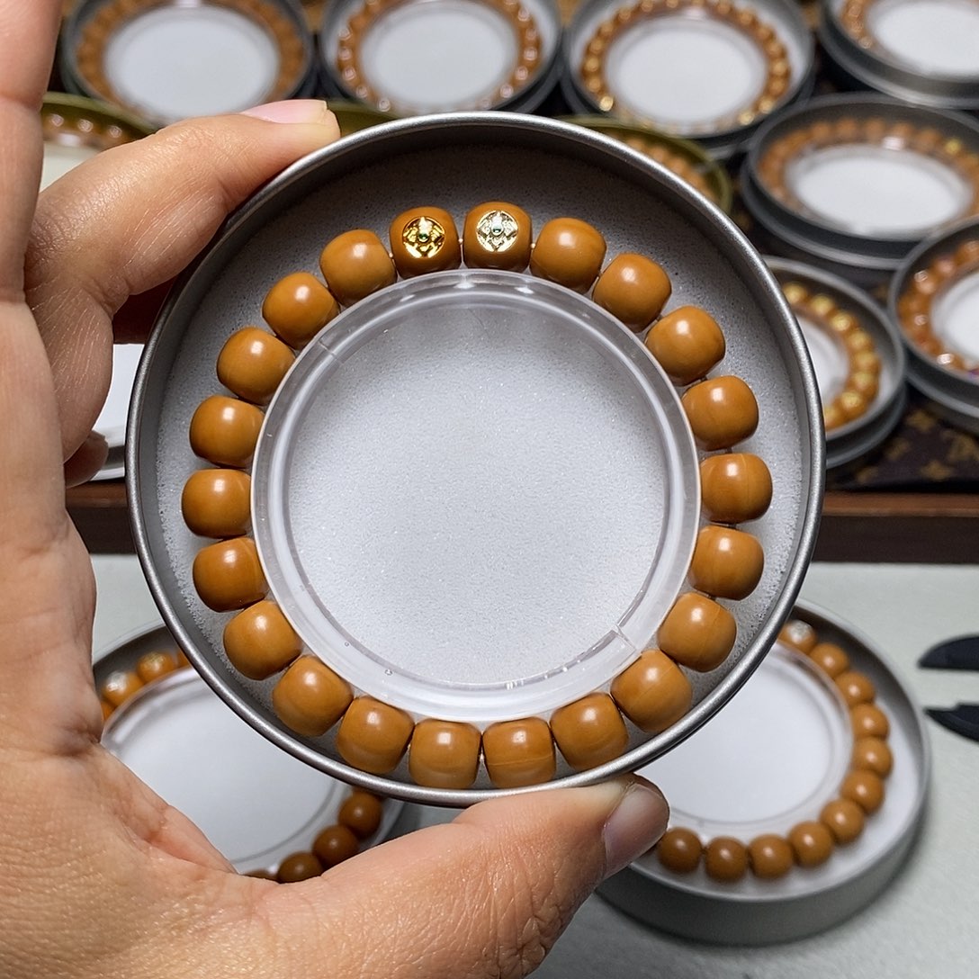 猴头核桃手串68号双标小龙炎老型10左右