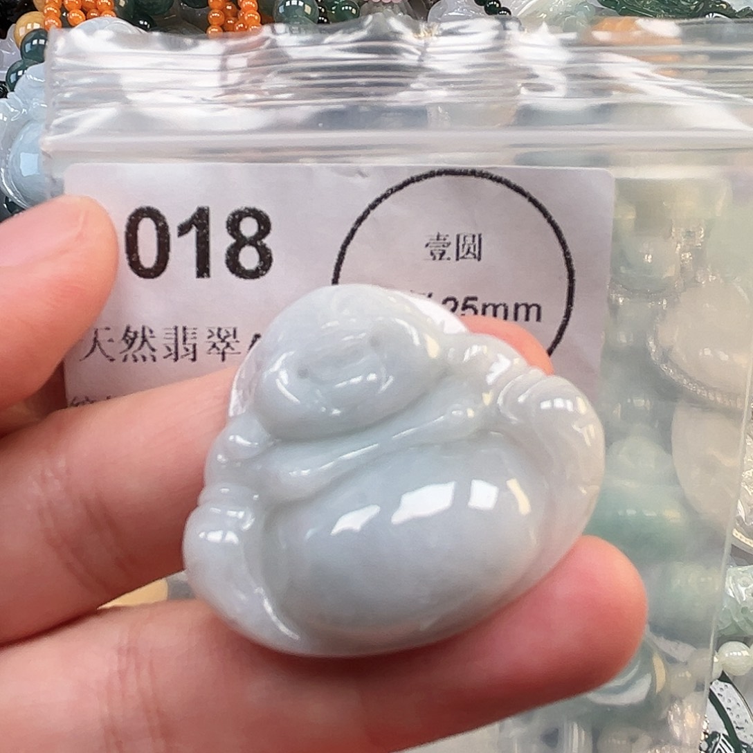 翡翠未镶嵌颈饰哈哈哈