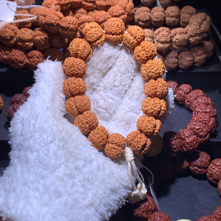 吊坠金刚菩提21尺梁云巅梅花定制