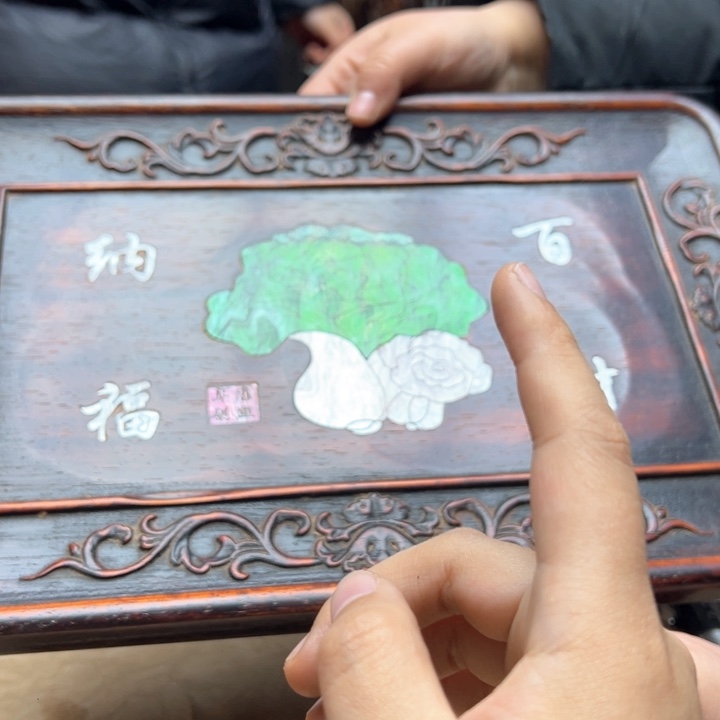 大叶紫檀（黑酸枝木类）