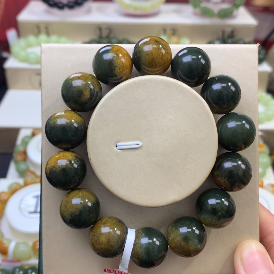 冰***啡和田玉未镶嵌手链