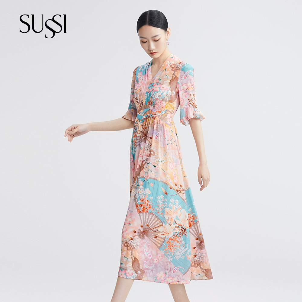 SUSSI/古色夏商场同款夕岚粉修身度假印花连衣裙女