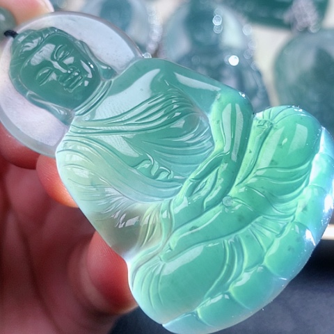 【闪购商品】翡翠颈饰未镶嵌天然翡翠