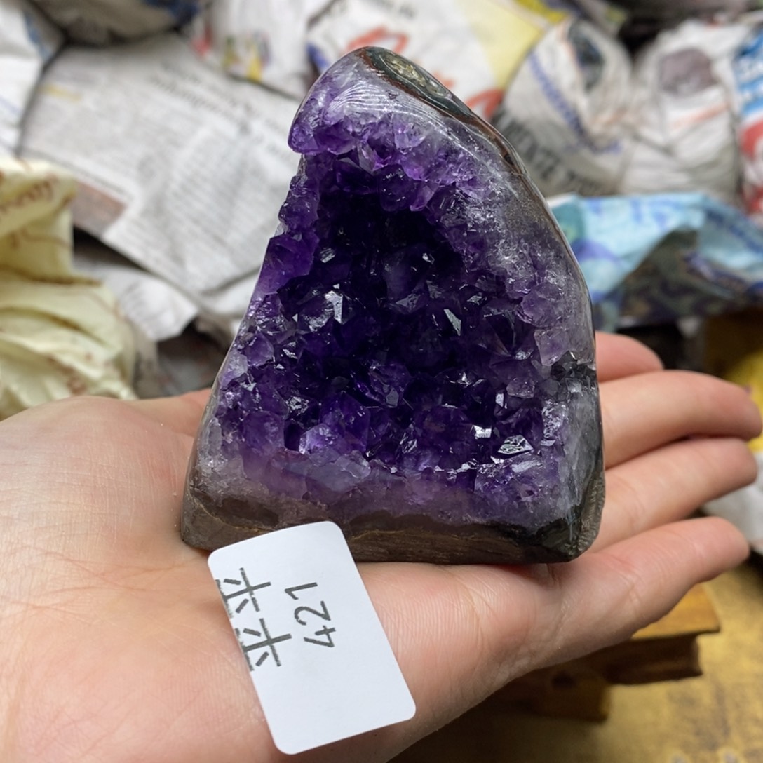 紫晶乌拉圭未镶嵌