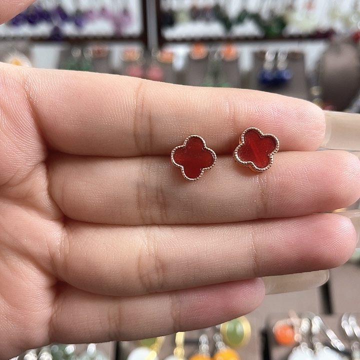 玛瑙/玉髓耳钉银S925镶嵌8左右